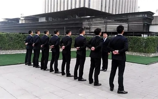 崇左信贷风险化解：老司机告诉你如何用合法手段保障资金安全